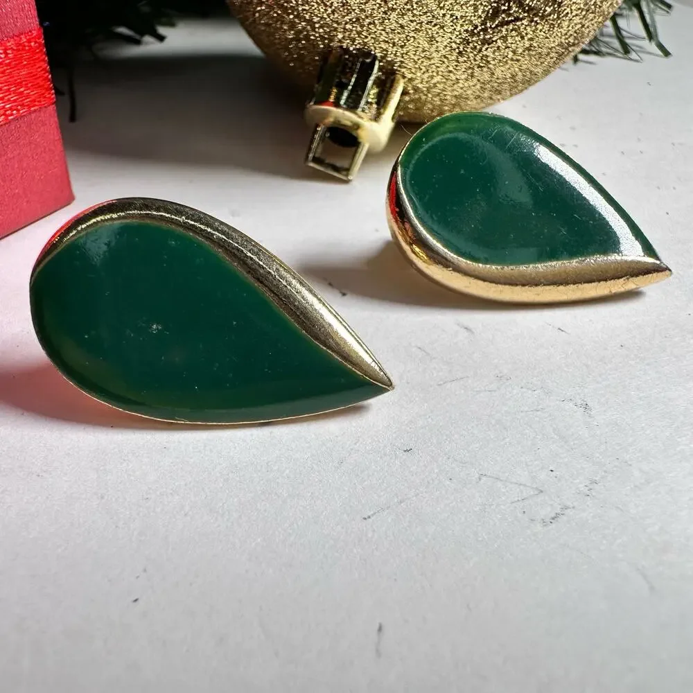 Gold green drop stud earrings